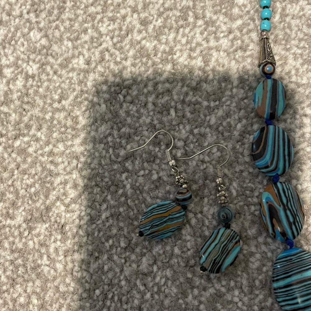 Earring set - Picture 2 of 2